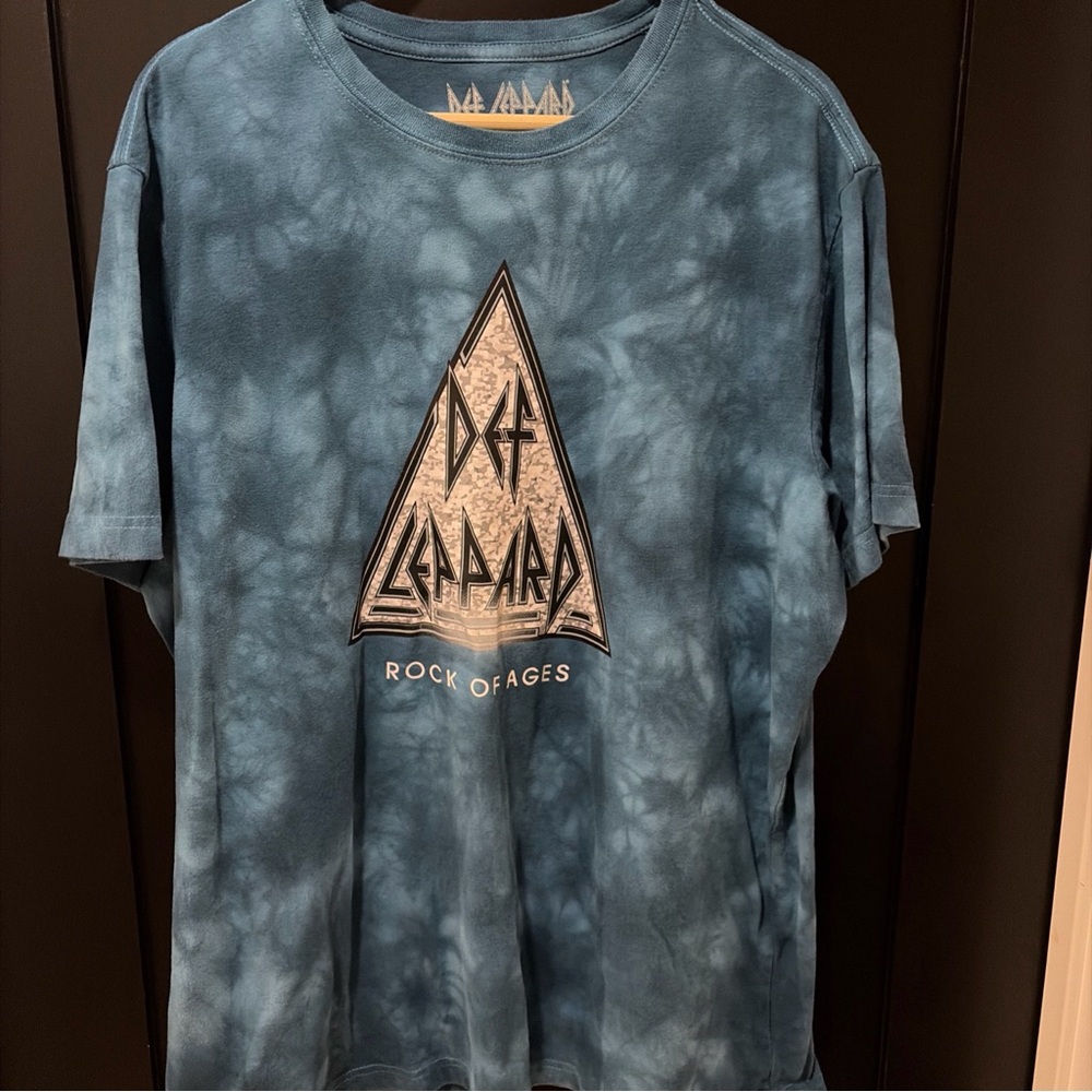 Def Leopard Rock of Ages Tie Dye Blue Shirt Size XL Extra Large - Picture 2 of 7